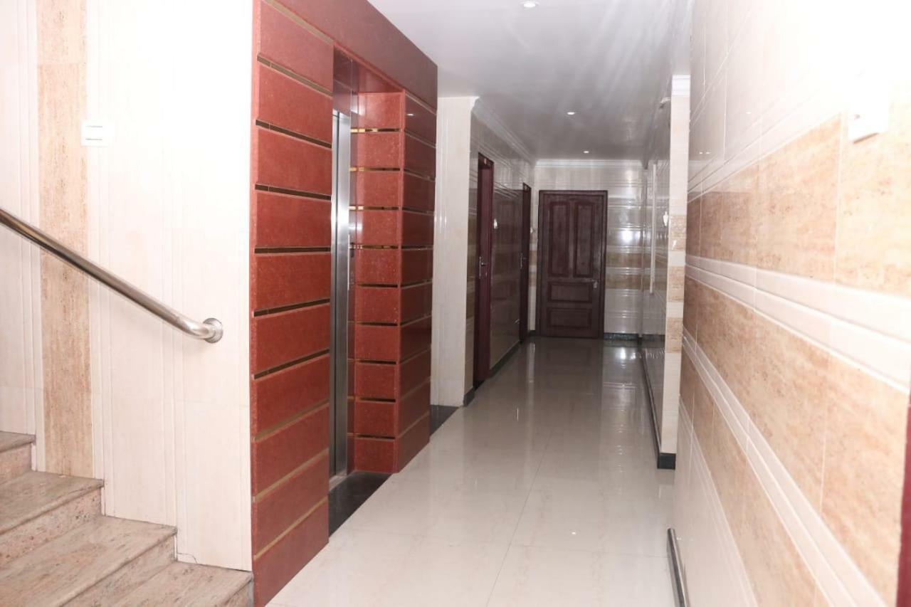Saravanas Lodge Tiruchchendūr Eksteriør bilde